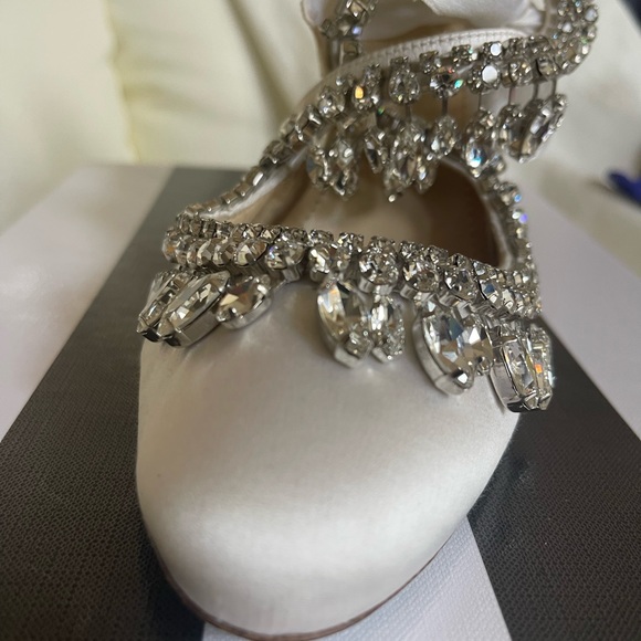 Aquazurra Stella Jewel Bridal 105mm Pumps - Picture 5 of 7